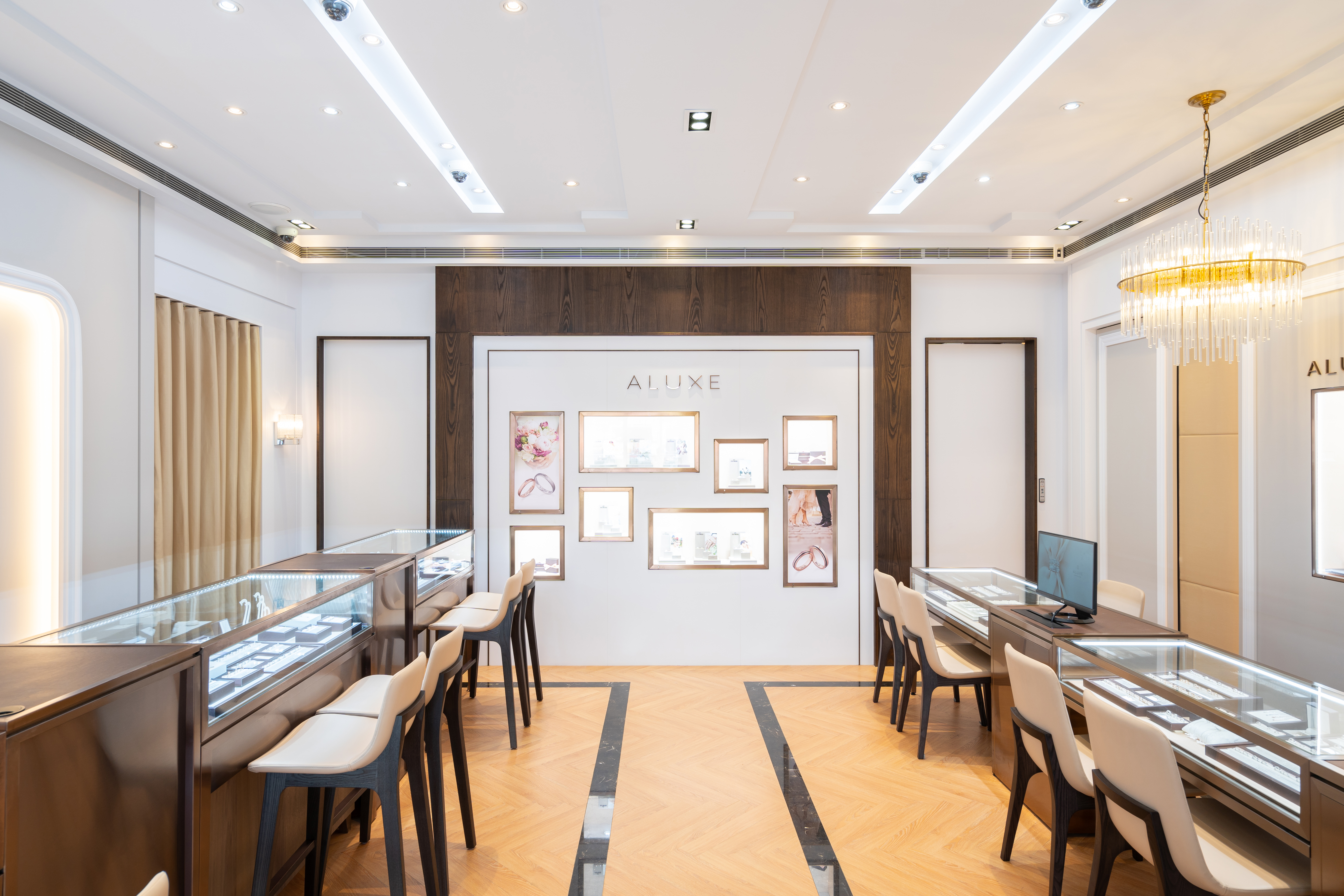 ALUXE 亞立詩 高雄店